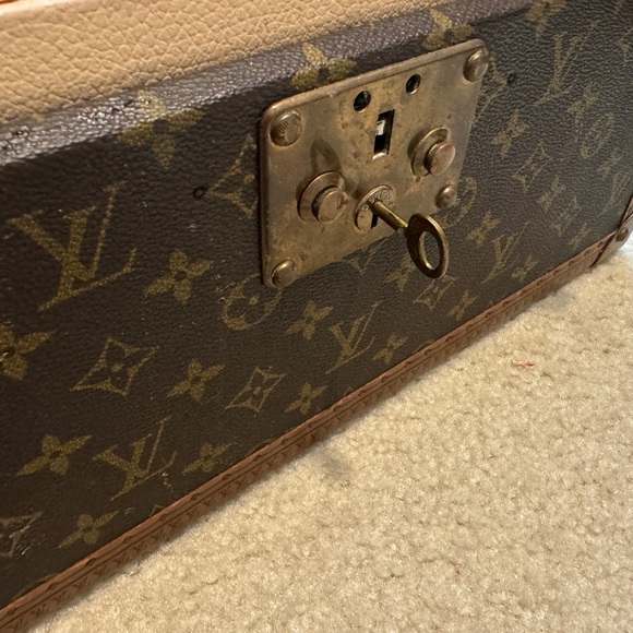 LOUIS VUITTON BOITE TRAIN CASE PHARMACY VANITY MAKE UP MIRROR LOCK AND KEY TRUNK - Picture 5 of 15